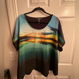 Short sleeve lightweight blouse